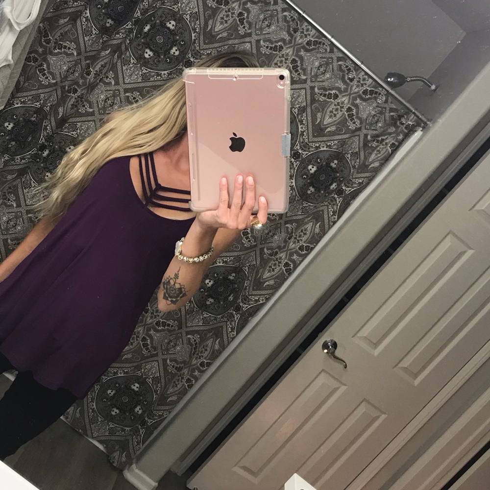 Plum colored strappy tank NWT